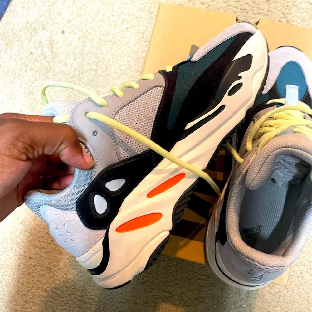 Yeezy 700 (Wave Runners)